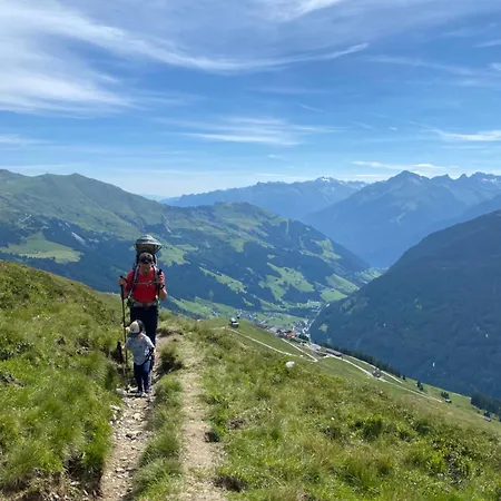 Haus Koidl Apartamento *